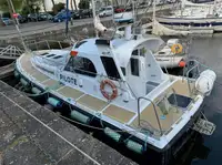 Łódź pilotująca na sprzedaż