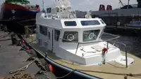 Łódź pilotująca na sprzedaż