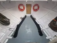 Łódź pilotująca na sprzedaż